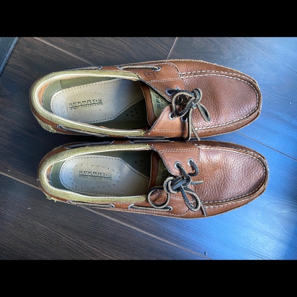 Sperry Boat Shoes - Picture 3 of 7